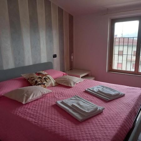 Dino Il Mansardino Apartment Ome Екстериор снимка