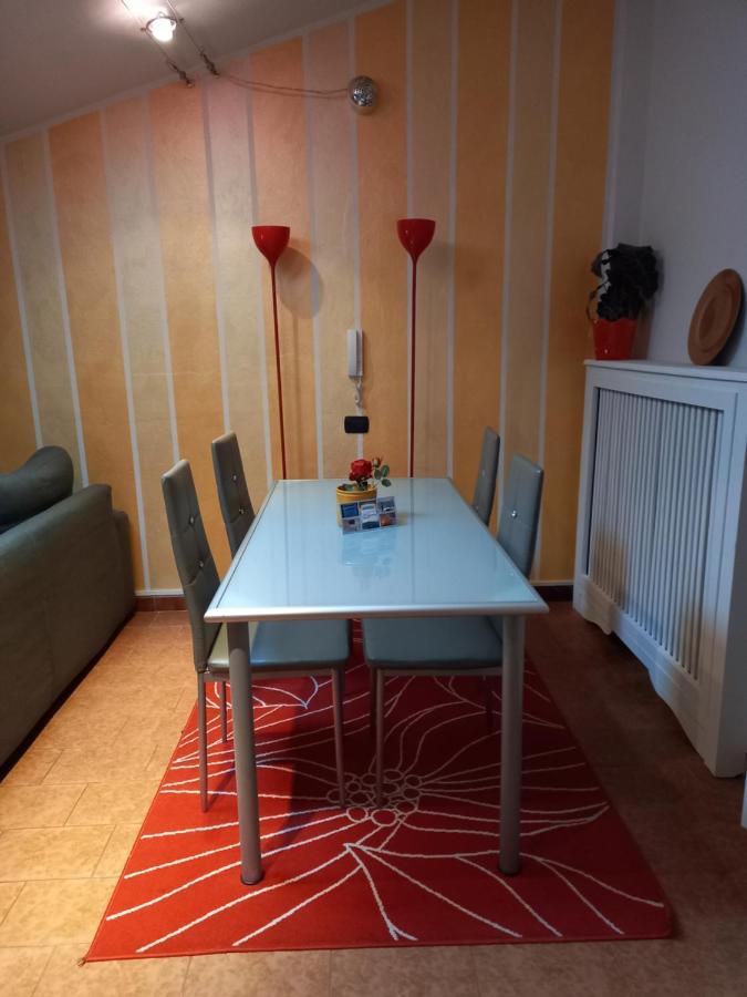 Dino Il Mansardino Apartment Ome Екстериор снимка