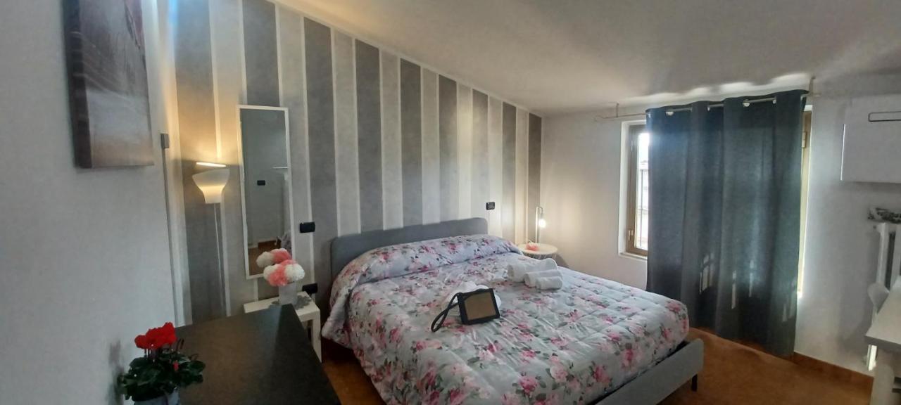Dino Il Mansardino Apartment Ome Екстериор снимка