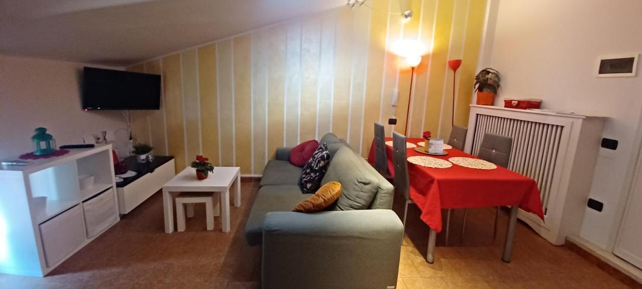 Dino Il Mansardino Apartment Ome Екстериор снимка
